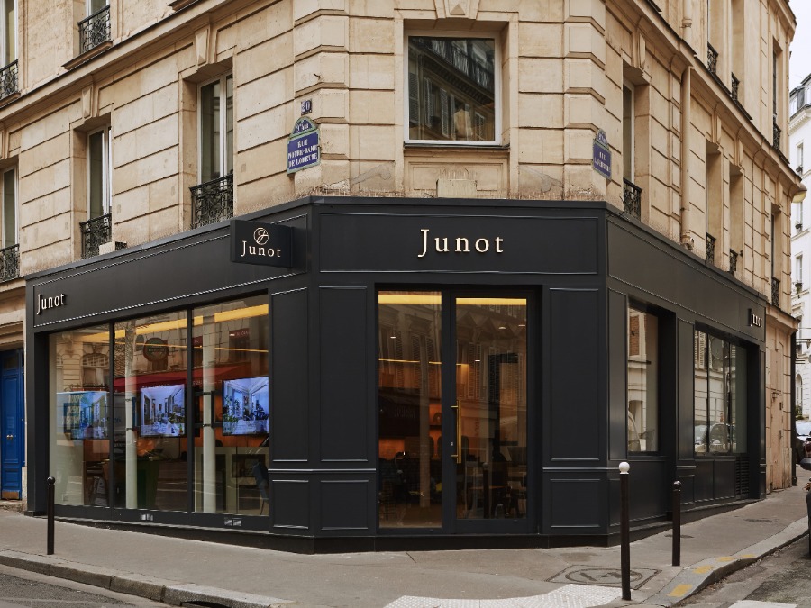 Agence Junot, Place Saint-Georges, Paris 9e arrondissement